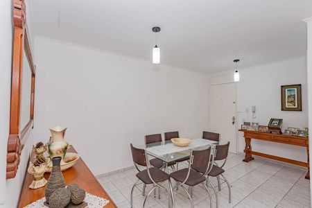 Apartamento à venda com 64m², 2 quartos e 1 vagaSala