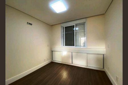 Casa de condomínio à venda com 350m², 3 quartos e 4 vagasFoto 02