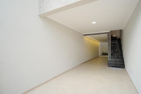 Casa à venda com 140m², 3 quartos e 4 vagasGaragem