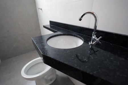 Apartamento à venda com 49m², 2 quartos e 1 vaga Apartamento à venda com 49m², 2 quartos e 1 vagaBanheiro da Suíte