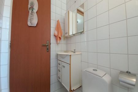 Apartamento à venda com 70m², 3 quartos e 1 vaga Apartamento à venda com 70m², 3 quartos e 1 vagaBanheiro da Suíte