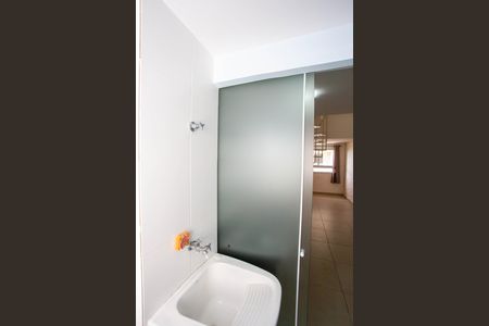 Apartamento para alugar com 124m², 2 quartos e 1 vagaÁrea de Serviço