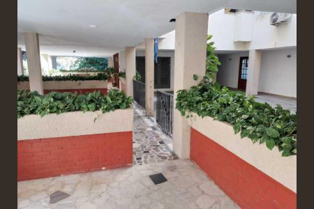 Apartamento à venda com 64m², 2 quartos e 1 vaga