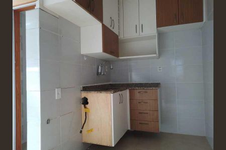 Apartamento à venda com 64m², 2 quartos e 1 vaga