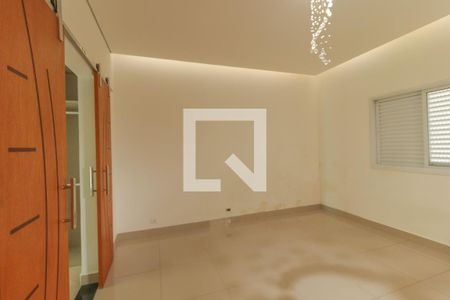 Casa à venda com 178m², 3 quartos e 4 vagas Casa à venda com 178m², 3 quartos e 4 vagasSuíte 2 Edícula