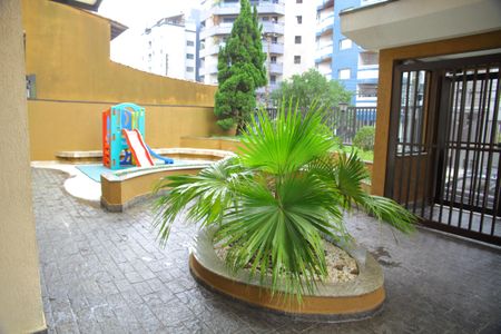 Apartamento à venda com 78m², 3 quartos e 2 vagasPortaria