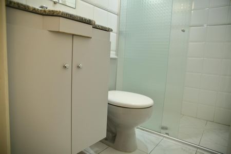 Apartamento à venda com 78m², 3 quartos e 2 vagasBanheiro