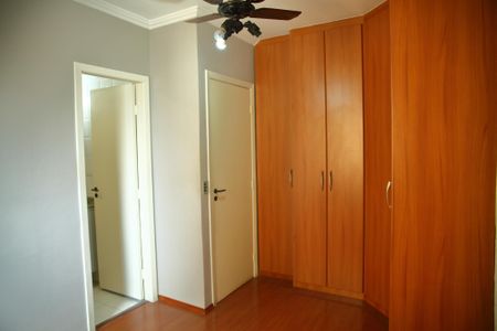 Apartamento à venda com 78m², 3 quartos e 2 vagasSuíte