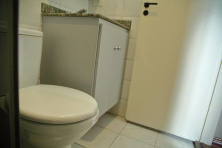 Apartamento à venda com 78m², 3 quartos e 2 vagasBanheiro da Suíte