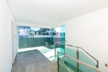 Apartamento à venda com 116m², 2 quartos e 2 vagasSala