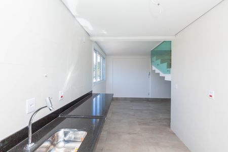 Apartamento à venda com 116m², 2 quartos e 2 vagasCozinha