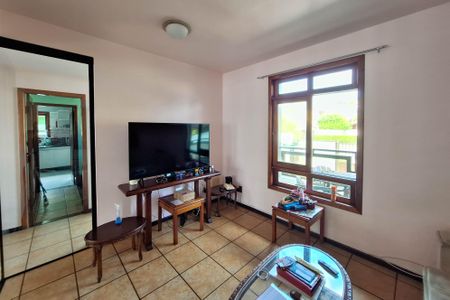 Casa à venda com 498m², 5 quartos e 3 vagas Casa à venda com 498m², 5 quartos e 3 vagasSala 3