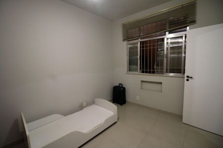 Casa à venda com 433m², 5 quartos e 3 vagasQuarto 1