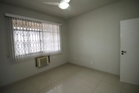 Casa à venda com 433m², 5 quartos e 3 vagasSuíte 3