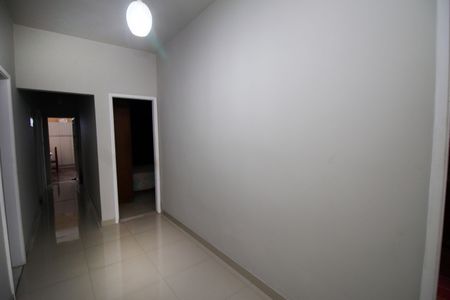 Casa à venda com 433m², 5 quartos e 3 vagasSala