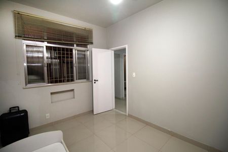 Casa à venda com 433m², 5 quartos e 3 vagasQuarto 1