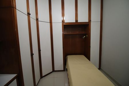 Casa à venda com 433m², 5 quartos e 3 vagasSuíte 2