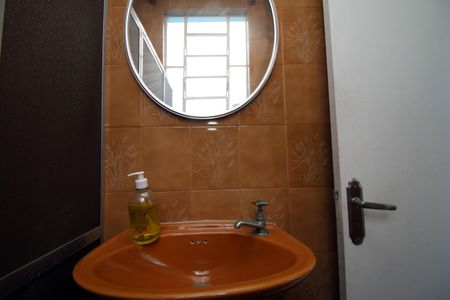 Casa à venda com 433m², 5 quartos e 3 vagasBanheiro de serviço