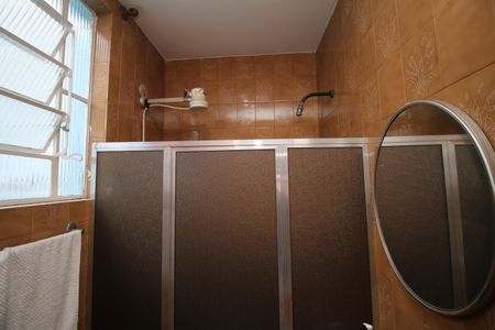 Casa à venda com 433m², 5 quartos e 3 vagasBanheiro de serviço