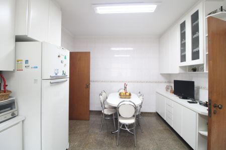 Casa à venda com 500m², 3 quartos e 5 vagasCozinha