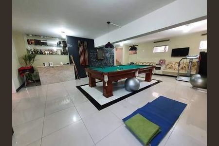 Casa à venda com 904m², 6 quartos e 6 vagas