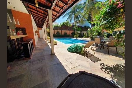 Casa à venda com 904m², 6 quartos e 6 vagas
