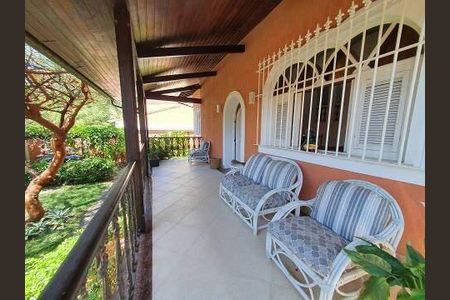 Casa à venda com 904m², 6 quartos e 6 vagas