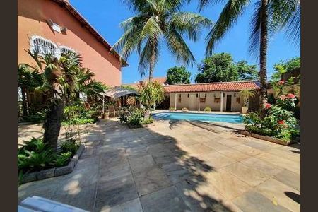Casa à venda com 904m², 6 quartos e 6 vagas