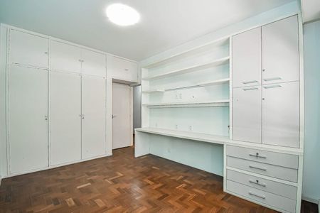 Apartamento à venda com 153m², 4 quartos e 1 vaga