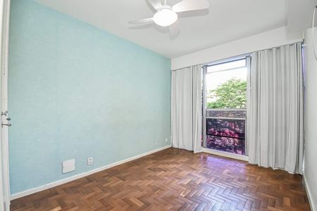 Apartamento à venda com 153m², 4 quartos e 1 vaga