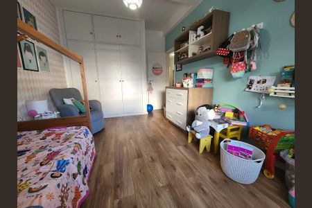 Apartamento à venda com 153m², 4 quartos e 1 vaga