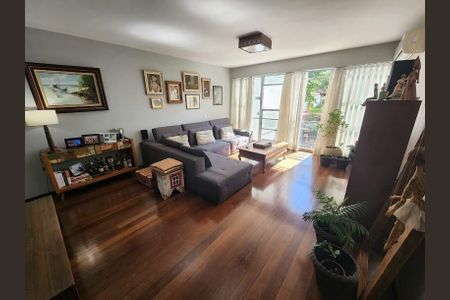 Apartamento à venda com 153m², 4 quartos e 1 vaga