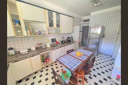 Apartamento à venda com 442m², 4 quartos e 2 vagas