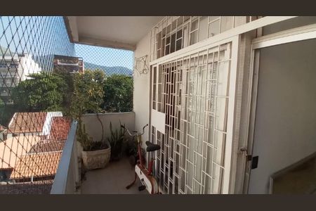 Apartamento à venda com 90m², 2 quartos e 1 vaga