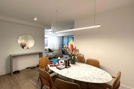 Apartamento à venda com 123m², 3 quartos e 2 vagas Apartamento à venda com 123m², 3 quartos e 2 vagasSala