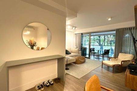 Apartamento à venda com 123m², 3 quartos e 2 vagas Apartamento à venda com 123m², 3 quartos e 2 vagasSala