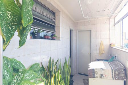 Apartamento à venda com 120m², 2 quartos e sem vaga Apartamento à venda com 120m², 2 quartos e sem vagaLavanderia