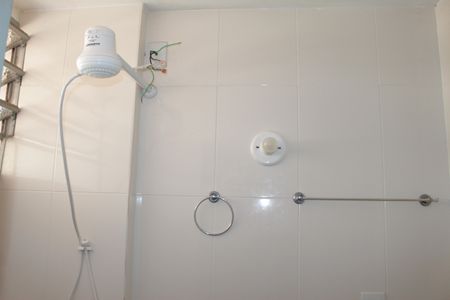 Apartamento à venda com 80m², 2 quartos e sem vagaBanheiro de Serviço