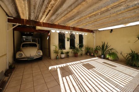 Casa à venda com 220m², 3 quartos e 2 vagasGaragem