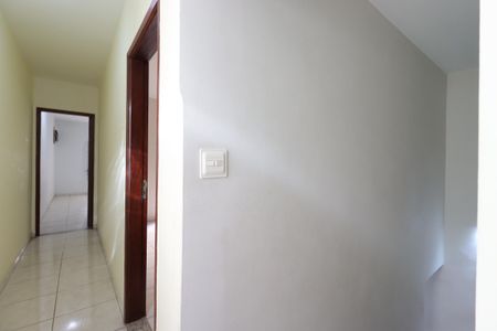 Casa à venda com 220m², 3 quartos e 2 vagasCorredor