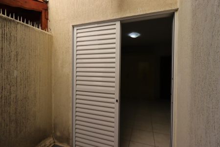 Casa à venda com 220m², 3 quartos e 2 vagasQuintal da Suíte 2