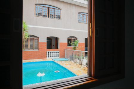 Casa à venda com 450m², 4 quartos e 4 vagas Casa à venda com 450m², 4 quartos e 4 vagasVista Quarto 1 - Academia