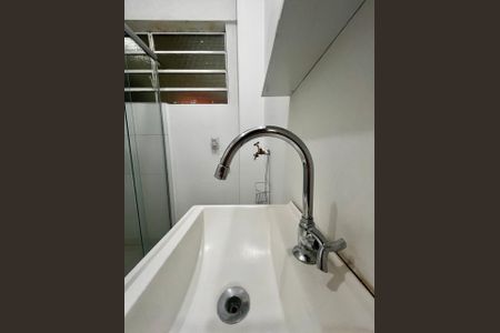 Studio à venda com 36m², 1 quarto e sem vaga Studio à venda com 36m², 1 quarto e sem vagaBanheiro