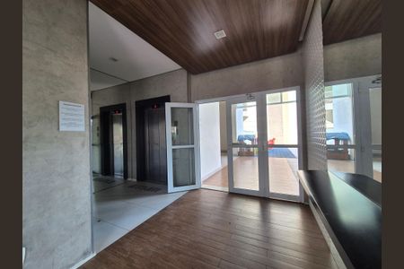 Apartamento à venda com 86m², 2 quartos e 1 vaga Apartamento à venda com 86m², 2 quartos e 1 vagaHall de entrada