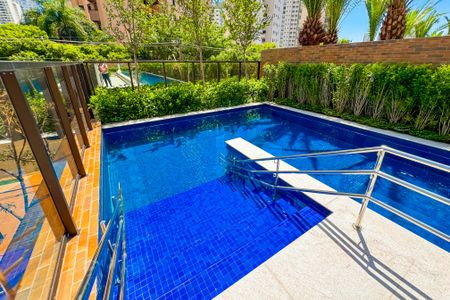 Studio à venda com 25m², 1 quarto e sem vaga Studio à venda com 25m², 1 quarto e sem vagaÁrea comum - Piscina