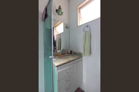 Casa para alugar com 447m², 5 quartos e 3 vagasCasa 1 | Banheiro da Suite 1