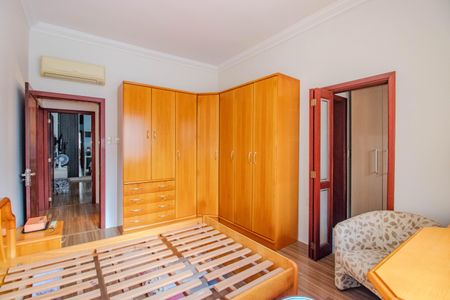 Casa à venda com 173m², 2 quartos e 3 vagasSuíte 1