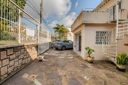 Casa à venda com 173m², 2 quartos e 3 vagasPátio