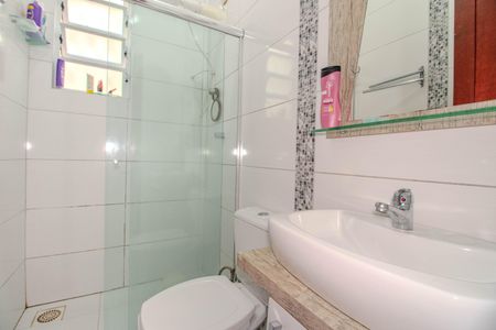 Casa à venda com 173m², 2 quartos e 3 vagasBanheiro da Suíte 2