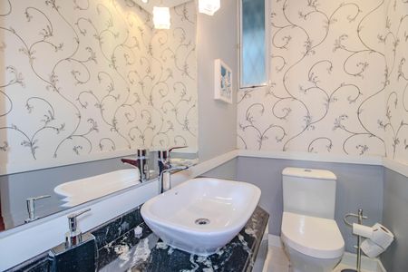 Casa à venda com 173m², 2 quartos e 3 vagasLavabo